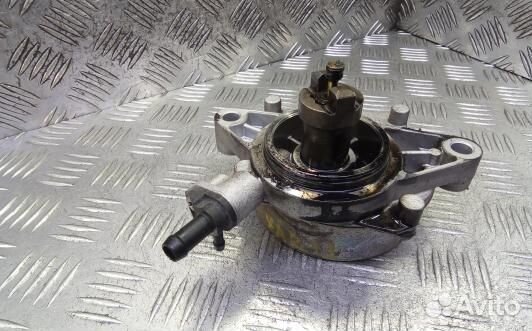 Насос вакуумный KIA carnival 2 (7AR13KX01)