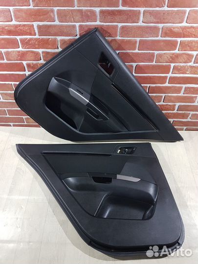 Обшивка двери задняя Geely emgrand ec7 2013