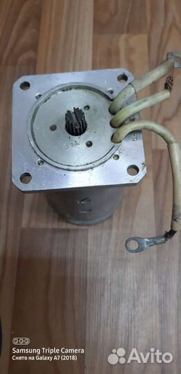 Электродвигатели 24 вольта му 431 и второй