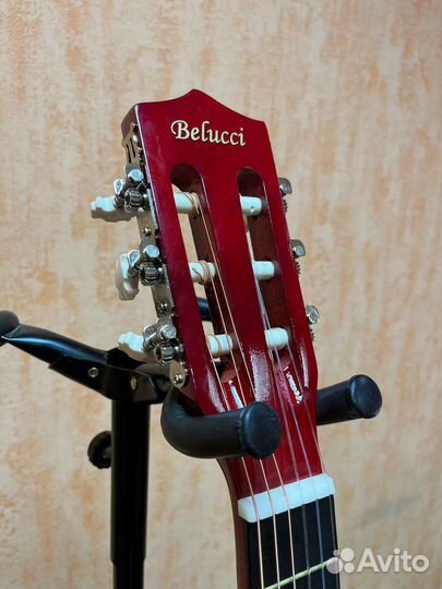 Классическая детская гитара