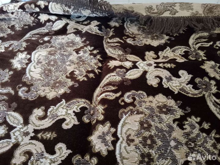 Новое ковровое покрывало на диван, кровать