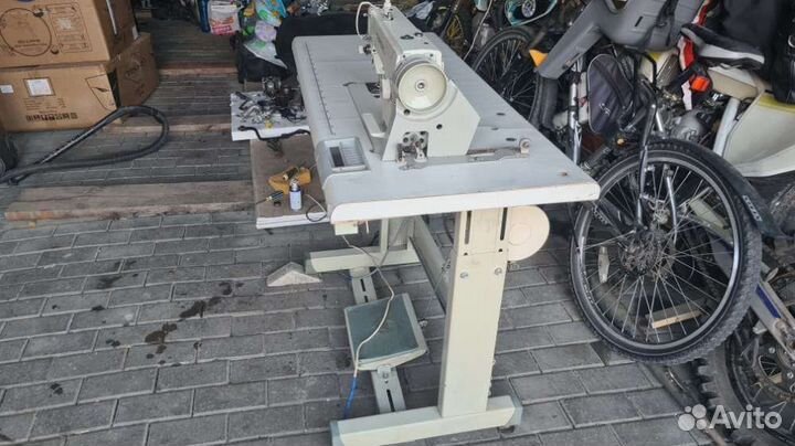 Швейная машина typical