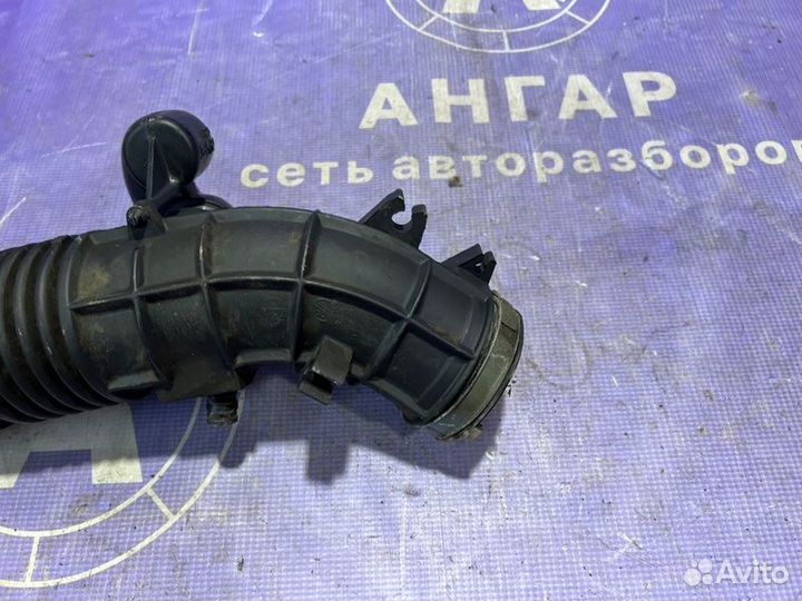 Патрубок воздушного фильтра Honda Cr-V 1 RD1 B20Z1