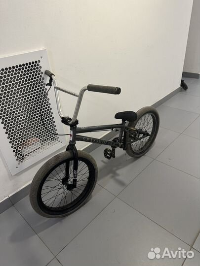 Трюковой велосипед bmx