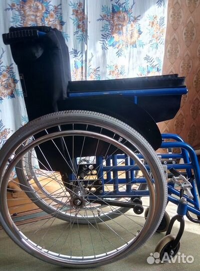 Инвалидная коляска