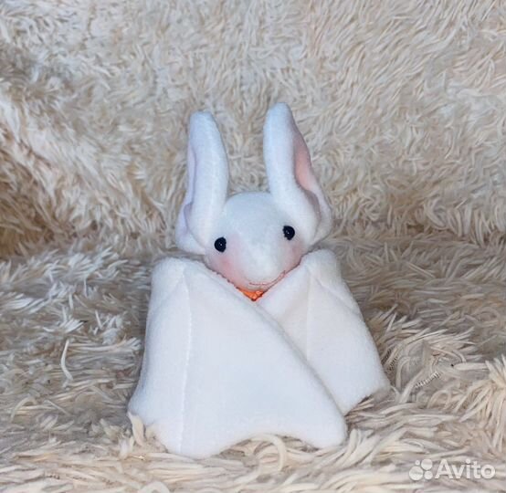 Игрушка летучая мышь