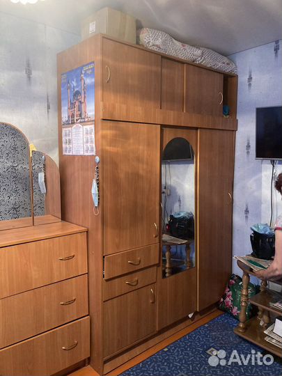 Спальный гарнитур бу