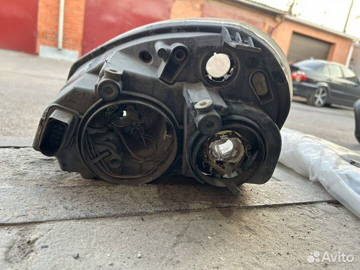 Фара правая priora