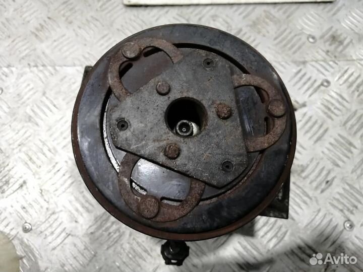 Компрессор кондиционера Nissan Note, Tiida, Micra