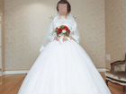 Свадебное платье с шубкой объявление продам