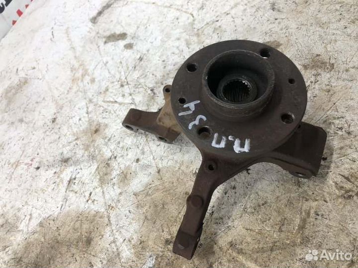 Кулак поворотный передний правый Renault Sandero