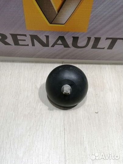 Крышка бензобака Renault sandero