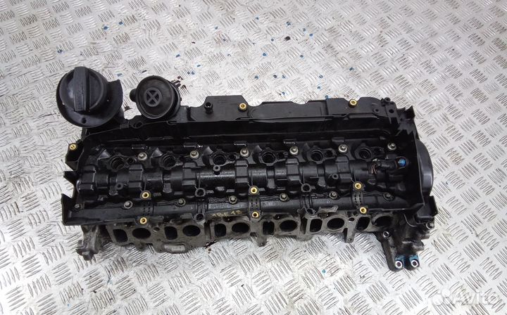 Головка блока цилиндров BMW 5-Series