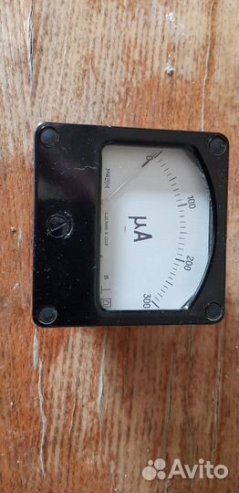 Микроамперметр