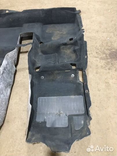 Ковровое покрытие пола Toyota Camry