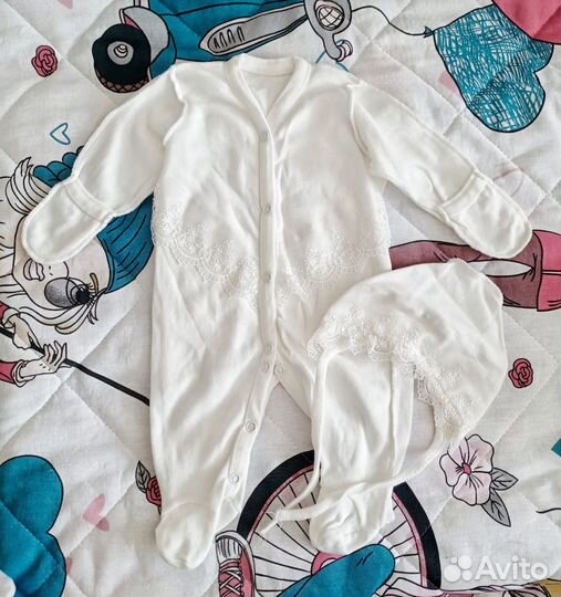 Комплект на выписку для девочки