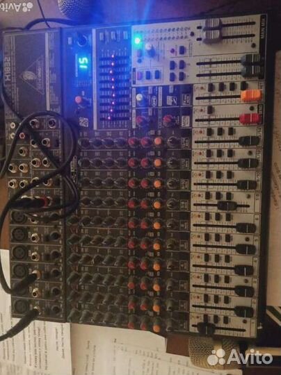 Микшерный пульт behringer xenyx x1832 usb