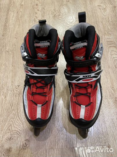 Роликовые коньки