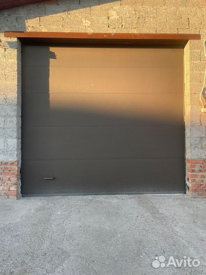 Секционные ворота алютех с автоматикой nice бу