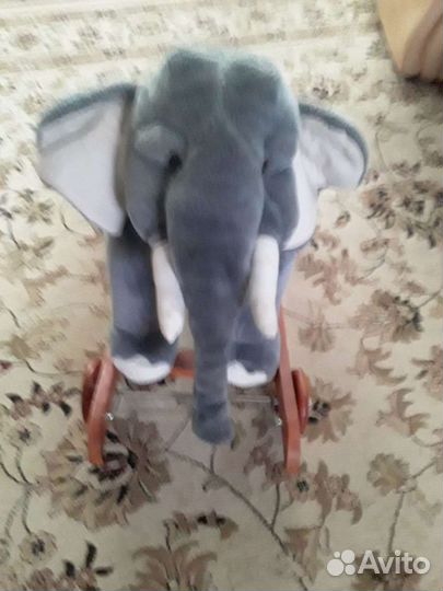 Детская качалка слоник