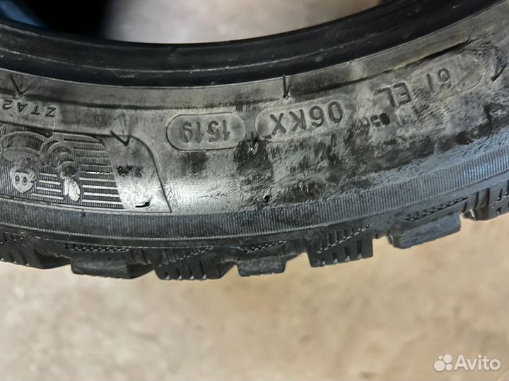 Michelin X-Ice North 4 235/45 R18 98Y