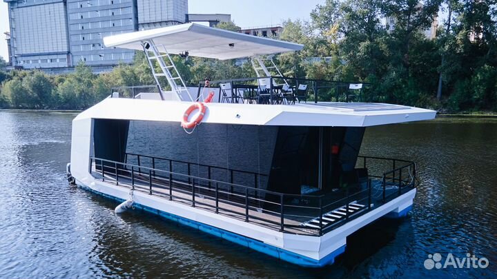 Хаусбот Cruise плавдом