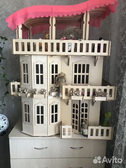 Домик кукольный