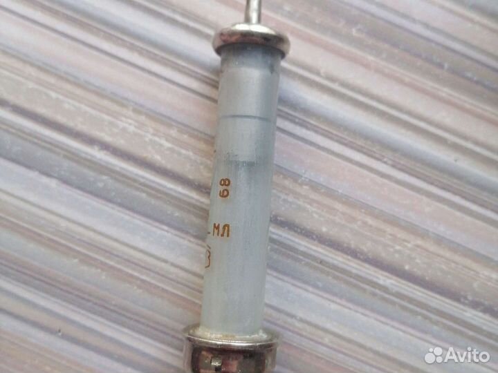 Древний набор шприцов