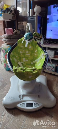 Электрокачели 4moms