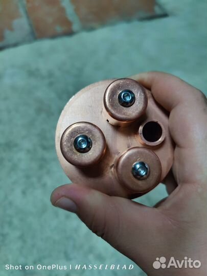 Медная тарелка с колпачками 3