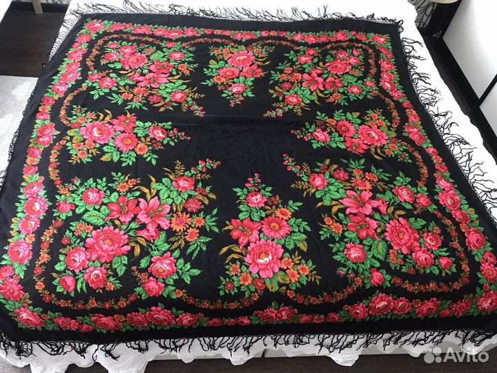 Павловопосадский платок шаль