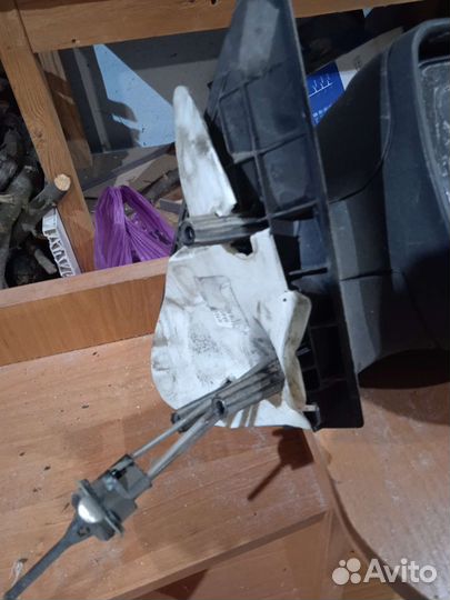 Боковое зеркало на LADA гранту