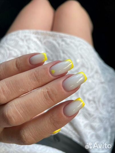 Маникюр, наращивание ногтей