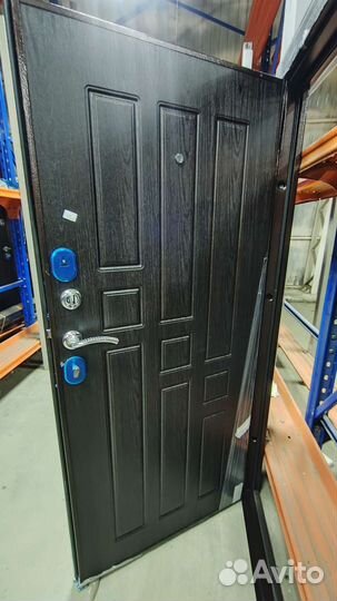 Дверь входная металлическая
