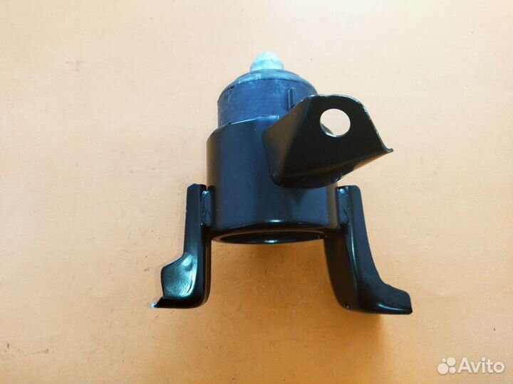 Подушка двигателя правая mazda atenza GG3pggepgg3sggesgy3wgyew