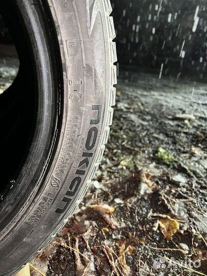 Nokian Tyres Hakkapeliitta R 215/60 R17