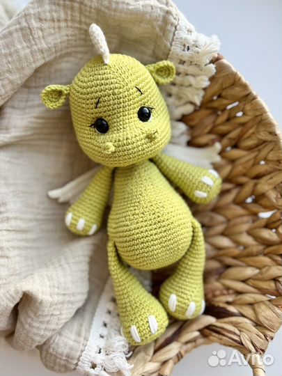 Вязаный дракончик