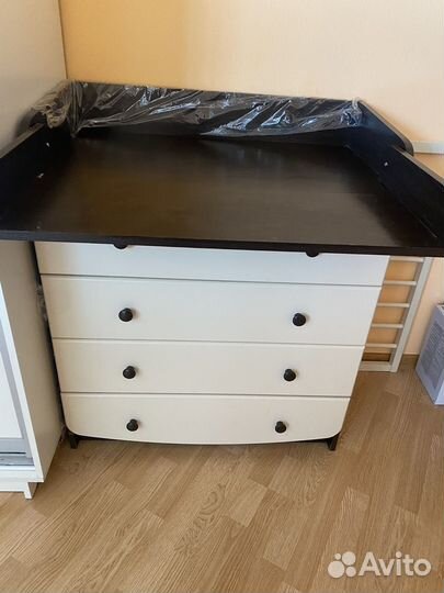 Пеленальный столик комод