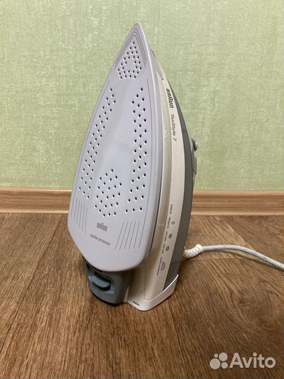 Утюг Braun texstyle 7