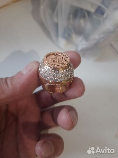 Золотое кольцо мужское перстень