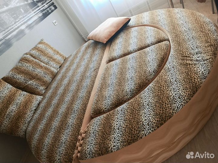 Диван кровать круглый