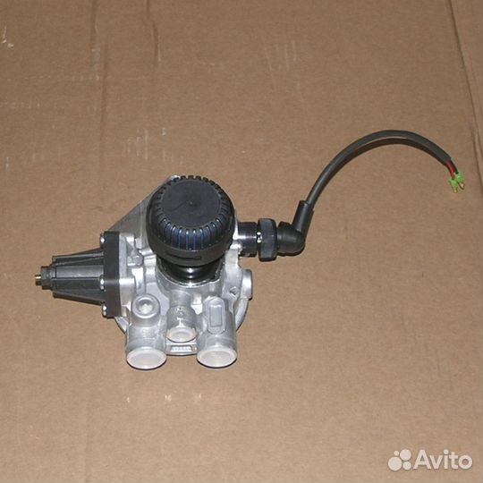 Регулятор давления воздуха камаз, урал, маз без ка
