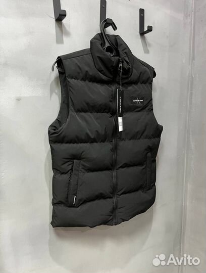 Жилетка Calvin Klein – ваш стильный аксессуар