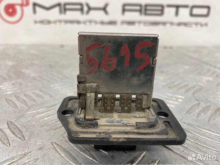 Б/У резистор отопителя (реостат, печки) Hyundai