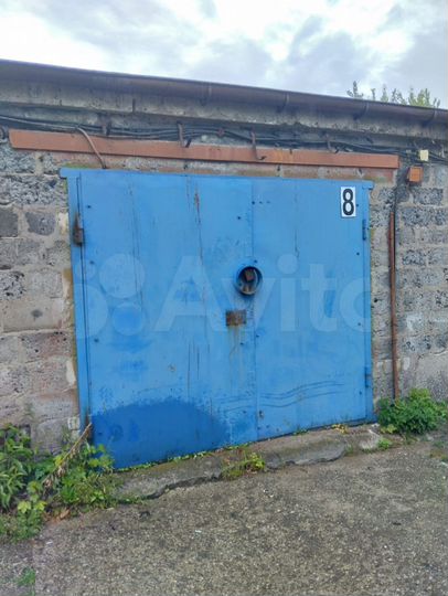 Гараж, > 30 м²