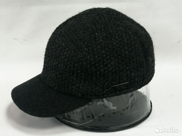 Бейсболка из шерсти 