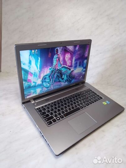 Lenovo мощный/17,3д/Intel i7/озу-16гб/GT745/SSD