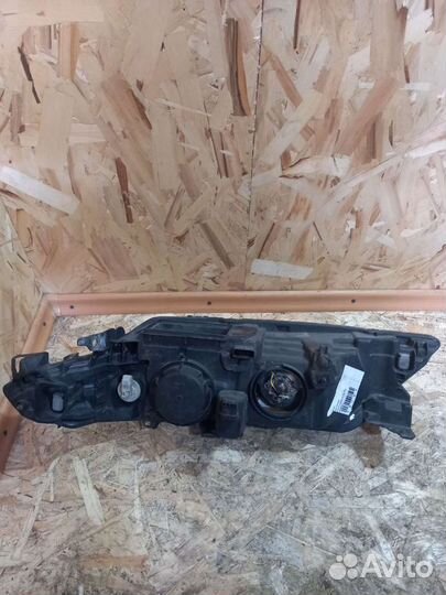 Фара Правая Рено Лагуна 2 8200002847