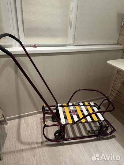 Детские санки с колесиками новые