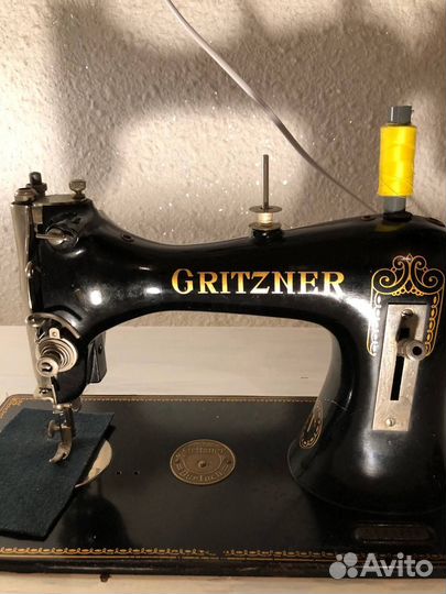 Gritzner 19 век Швейная машинка, полный комплект